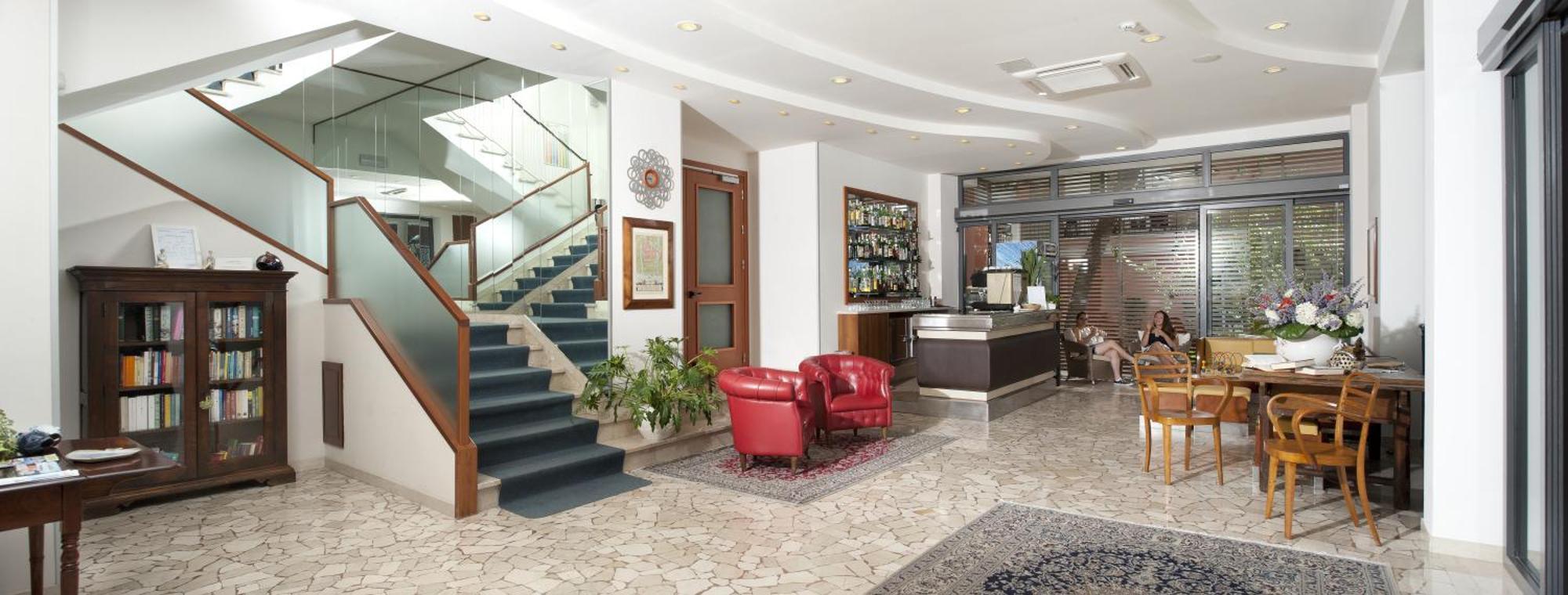 Hotel Baltic Ріміні Екстер'єр фото