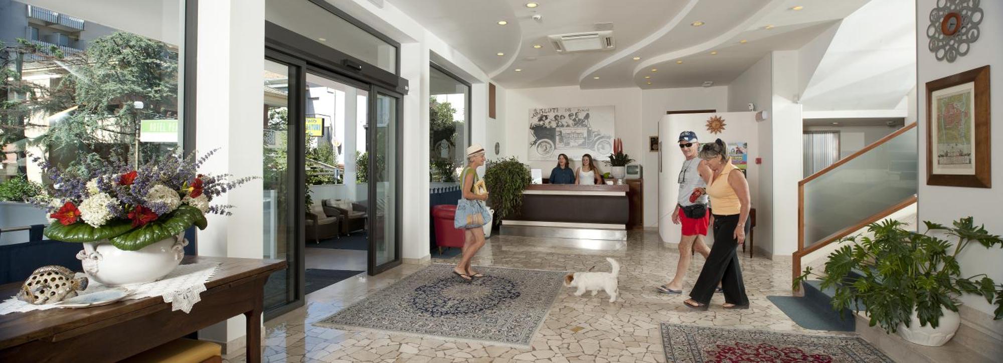 Hotel Baltic Ріміні Екстер'єр фото