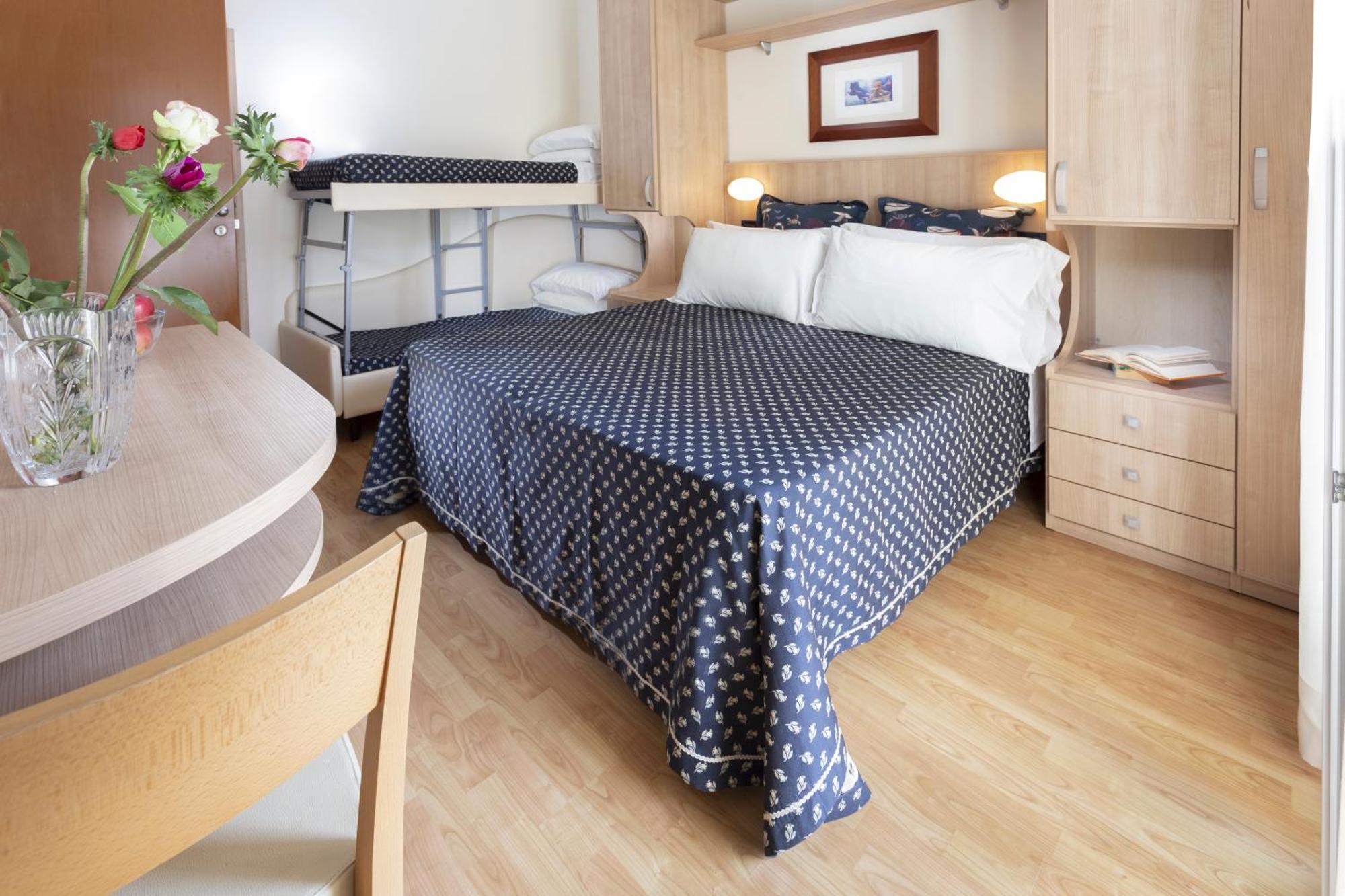 Hotel Baltic Ріміні Екстер'єр фото