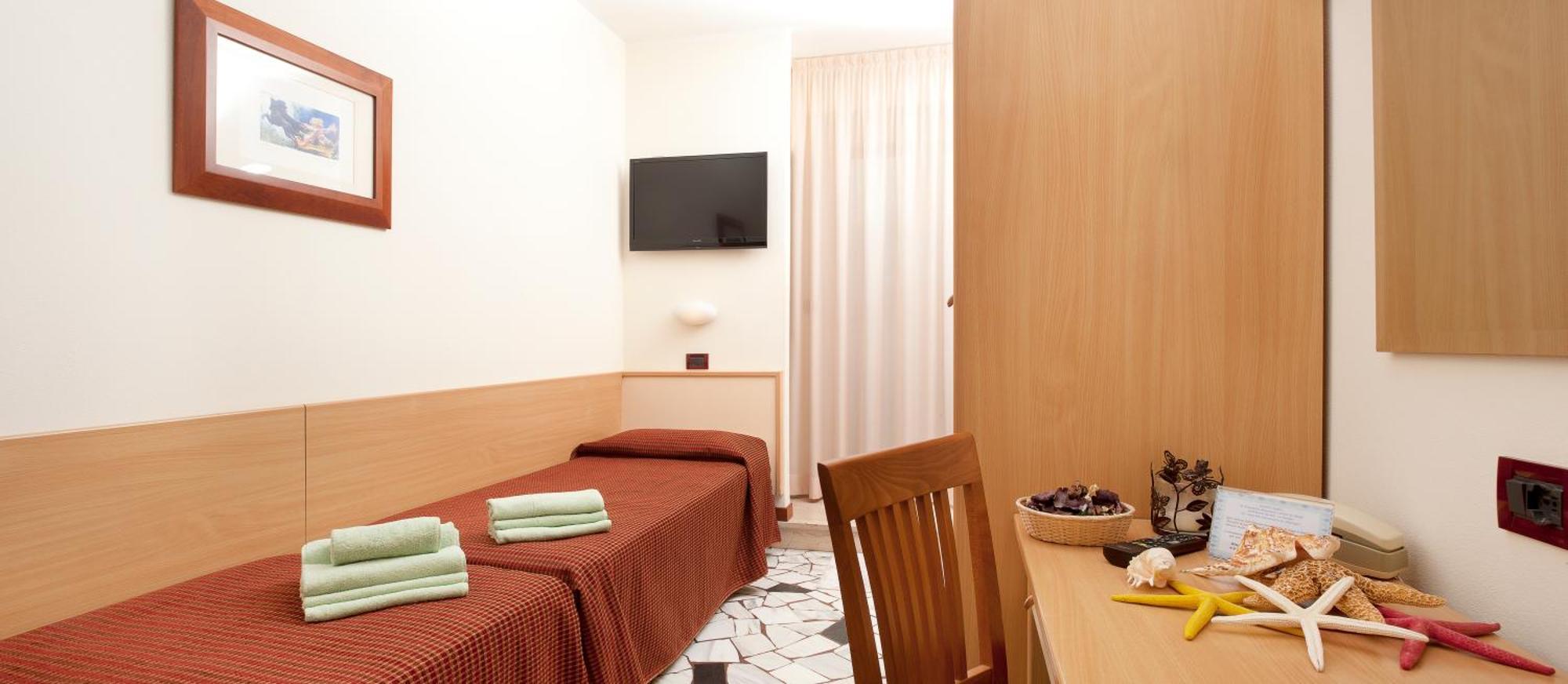 Hotel Baltic Ріміні Номер фото